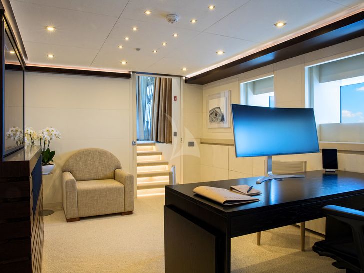 PERSEFONI 1 Mariotti 53 Master Suite Office PERSEFONI 1 Mariotti 53 Master Suite Office