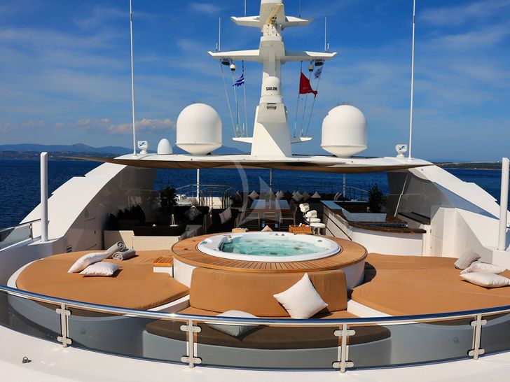 PERSEFONI Yacht Jacuzzi