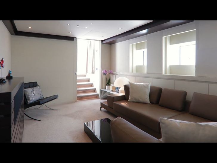PERSEFONI Yacht Master Lounge