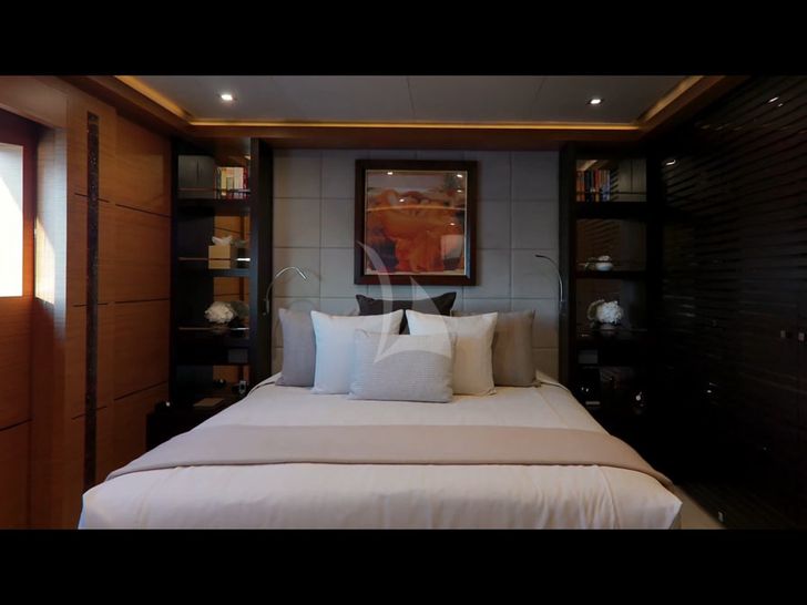 PERSEFONI Yacht VIP