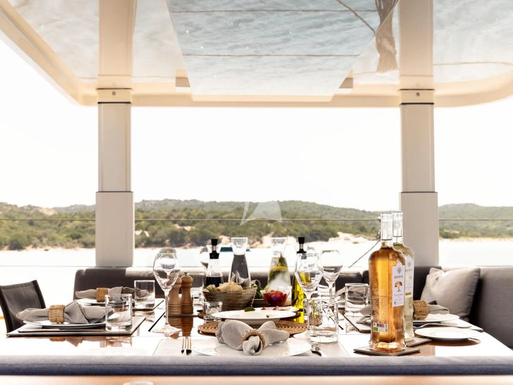 PERSEVERANCE 1 Baltic 36m - alfresco dining set up PERSEVERANCE 1 Baltic 36m - alfresco dining set up