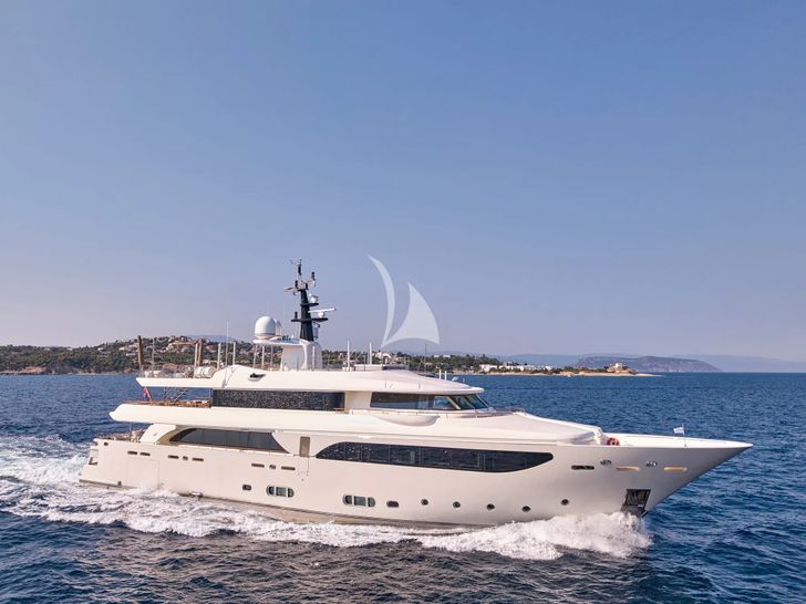 PHOTON CRN Ancona 43 - cruising side profile PHOTON CRN Ancona 43 - cruising side profile