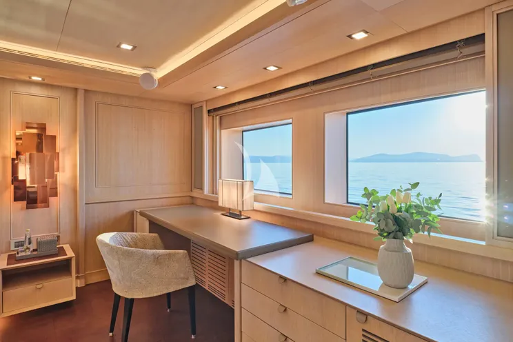 Charter Yacht PHOTON - CRN Ancona 43 - 5 Cabins - Athens - Mykonos - Paros - Cyclades - Greece