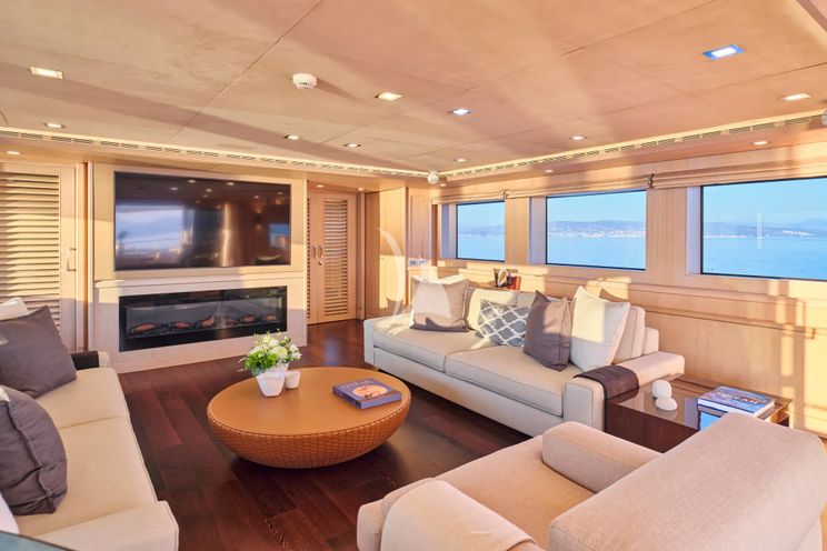 Charter Yacht PHOTON - CRN Ancona 43 - 5 Cabins - Athens - Mykonos - Paros - Cyclades - Greece