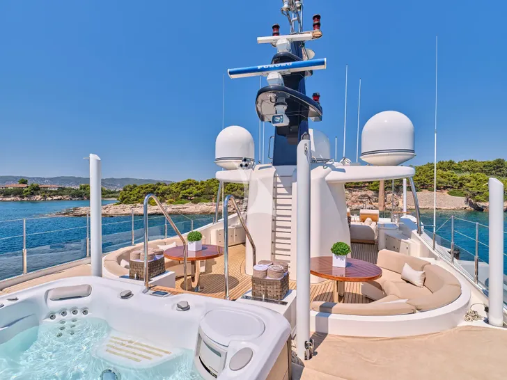 PHOTON CRN Ancona 43 - sundeck jacuzzi and multiple lounge area PHOTON CRN Ancona 43 - sundeck jacuzzi and multiple lounge area