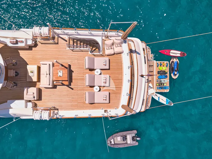 PHOTON CRN Ancona 43 - top aft shot PHOTON CRN Ancona 43 - top aft shot