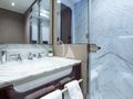 PIER PRESSURE Azimut Grande 27 VIP cabin 3 bathroom