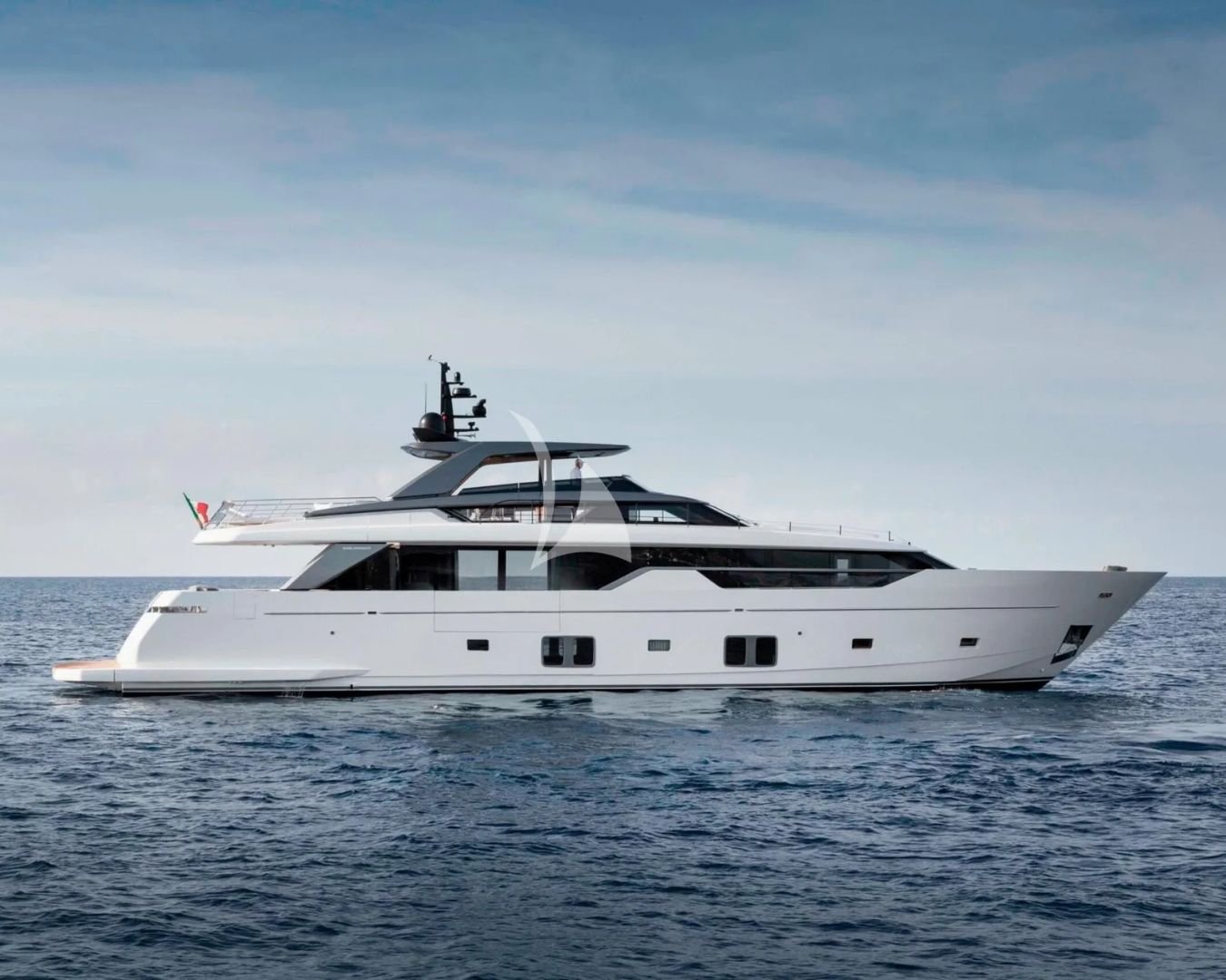 PIOLA Sanlorenzo SL102 Asymmetric - profile