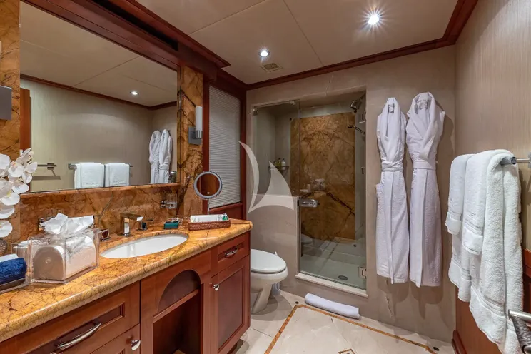 Charter Yacht PISCES - Delta Marine 151 - 5 Cabins - Cannes - Nice - Antibes - St Tropez - French Riviera - Monaco