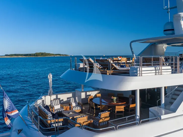 PISCES Delta Marine 151 - aft decks PISCES Delta Marine 151 - aft decks