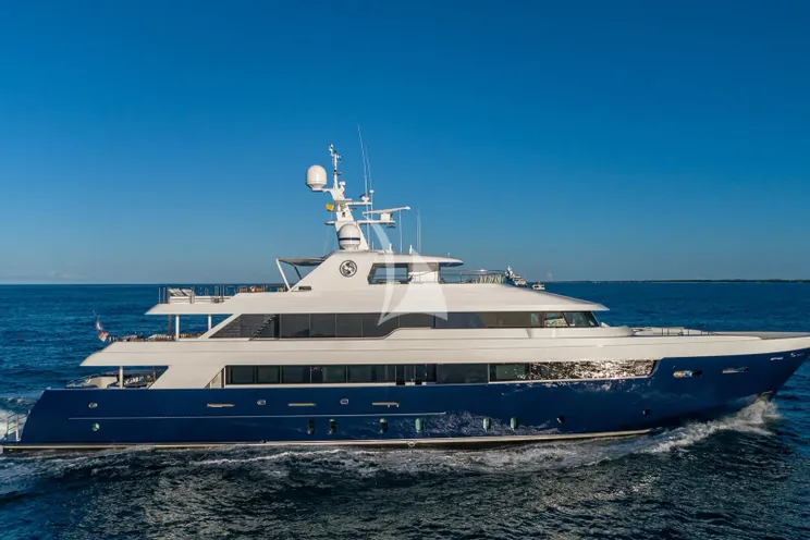 Charter Yacht PISCES - Delta Marine 151 - 5 Cabins - Cannes - Nice - Antibes - St Tropez - French Riviera - Monaco