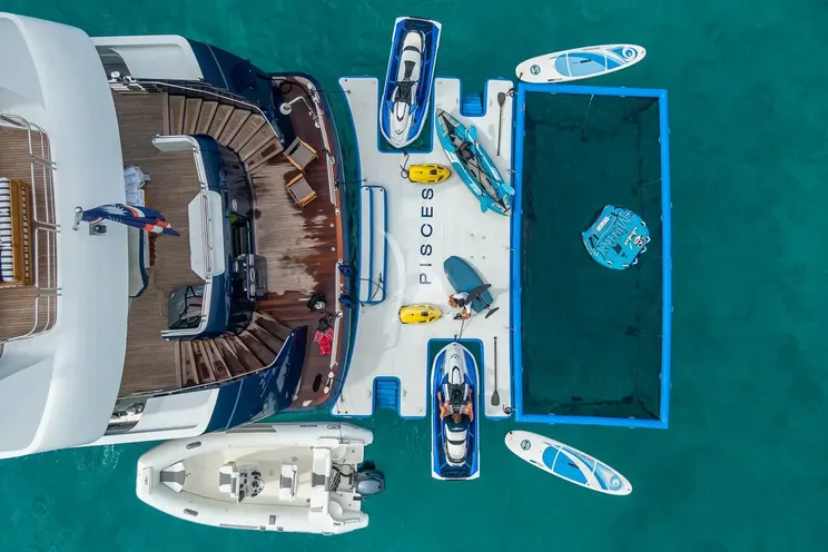 Charter Yacht PISCES - Delta Marine 151 - 5 Cabins - Cannes - Nice - Antibes - St Tropez - French Riviera - Monaco