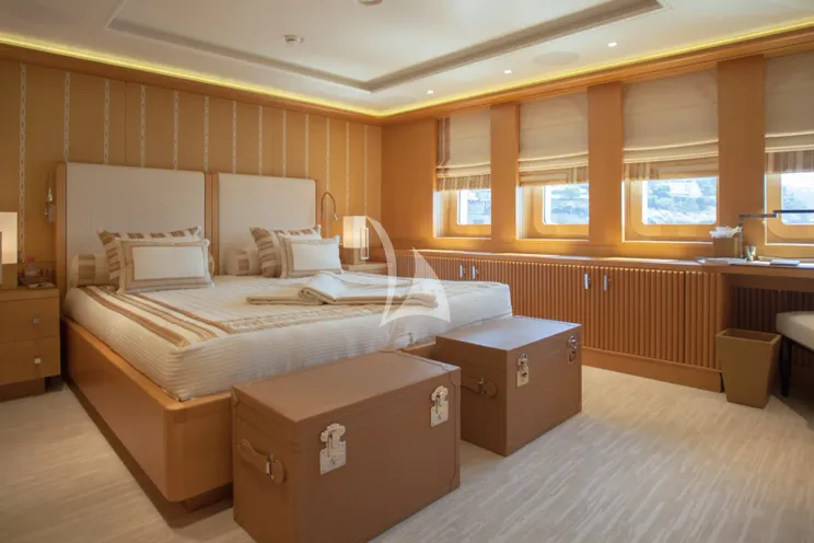 Charter Yacht PLAN B - ADM 73m - 8 Cabins - Monaco - Cannes - Nice - Antibes - St Tropez - French Riviera