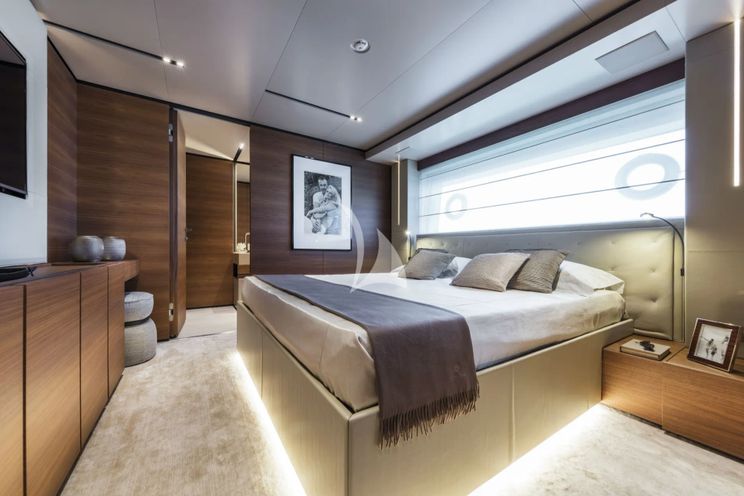Charter Yacht PLAN B - Ferretti Custom Line Navetta 33 - 5 Cabins - Olbia - Porto Cervo - La Maddalena - Sardinia - Italy