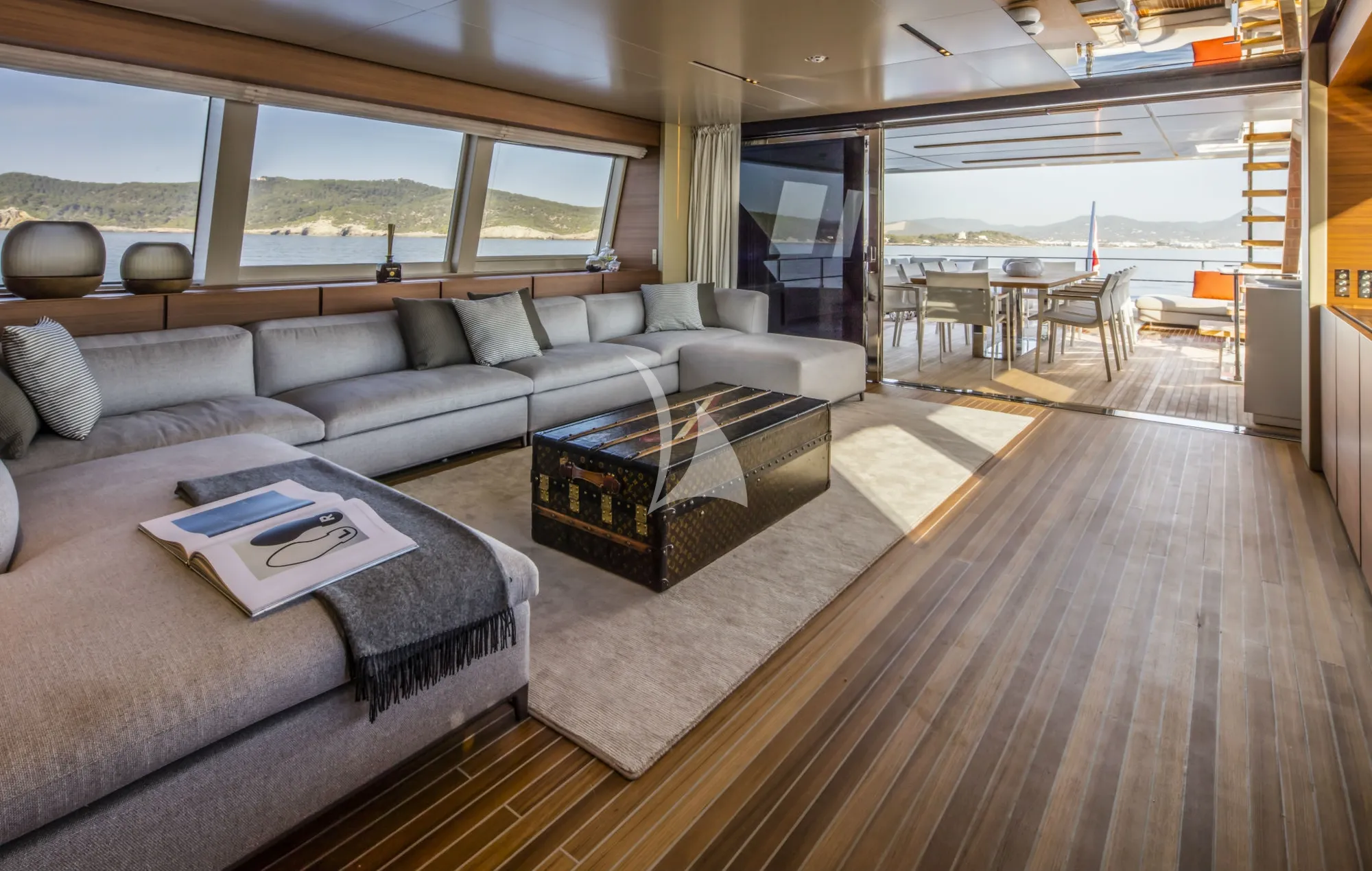 Charter Yacht PLAN B - Ferretti Custom Line Navetta 33 - 5 Cabins - Olbia - Porto Cervo - La Maddalena - Sardinia - Italy