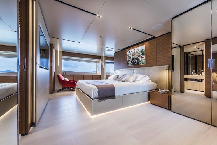 Charter Yacht PLAN B - Ferretti Custom Line Navetta 33 - 5 Cabins - Olbia - Porto Cervo - La Maddalena - Sardinia - Italy
