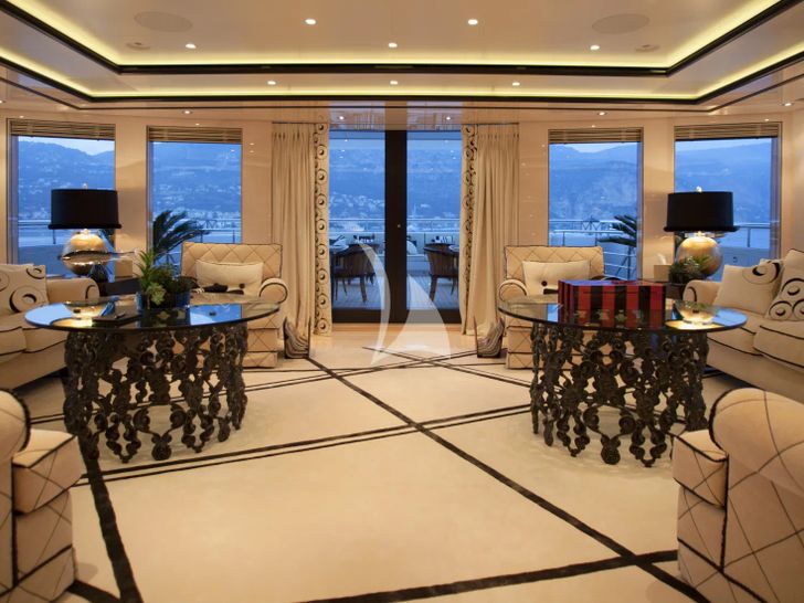 PLAN B ADM 73m - sky lounge PLAN B ADM 73m - sky lounge