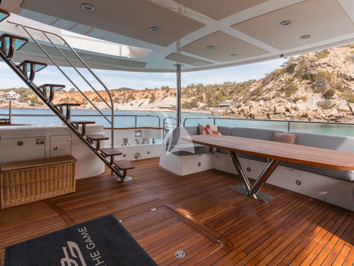 PLAY THE GAME Sunseeker 28m - aft deck PLAY THE GAME Sunseeker 28m - aft deck