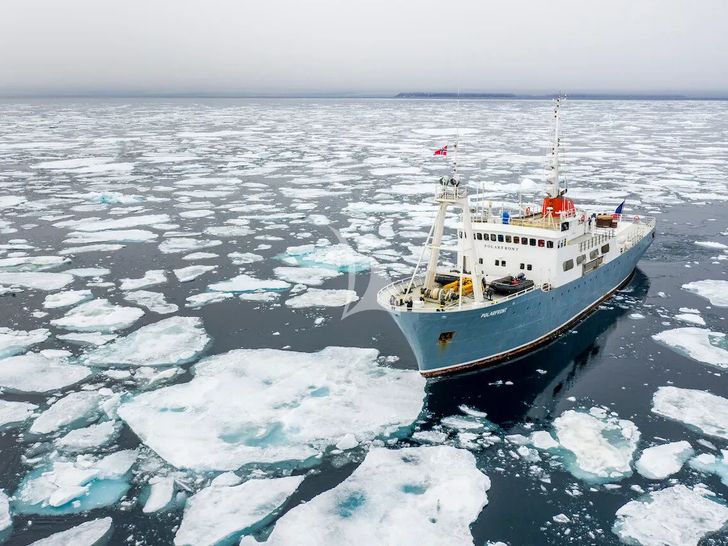 POLARFRONT Custom 55m - anchored in the middle of the ice POLARFRONT Custom 55m - anchored in the middle of the ice
