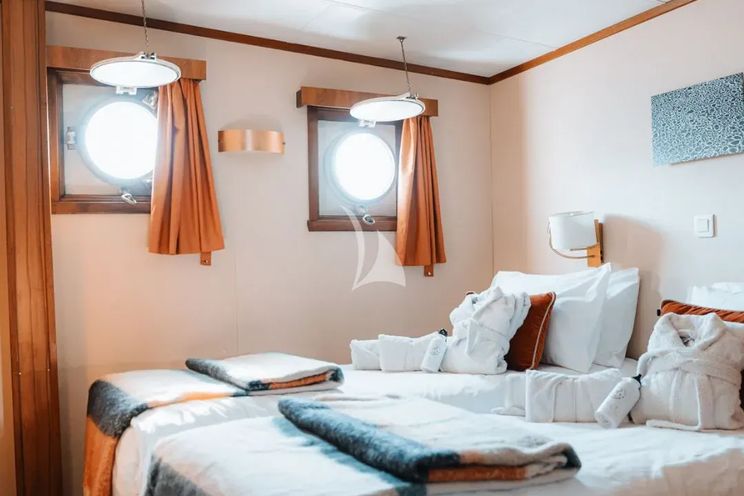 Charter Yacht POLARFRONT - Custom 55m - 8 Cabins - Svalbard - Norway