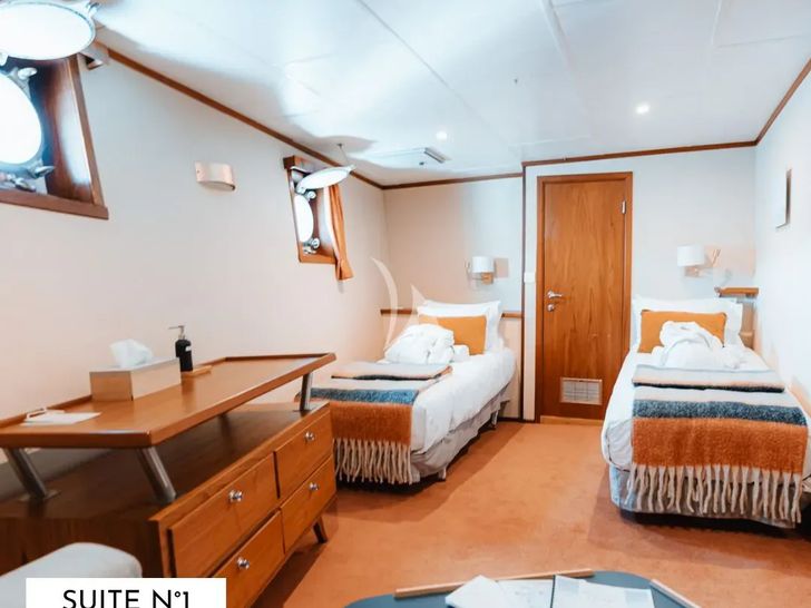POLARFRONT Custom 55m - cabin 6 POLARFRONT Custom 55m - cabin 6