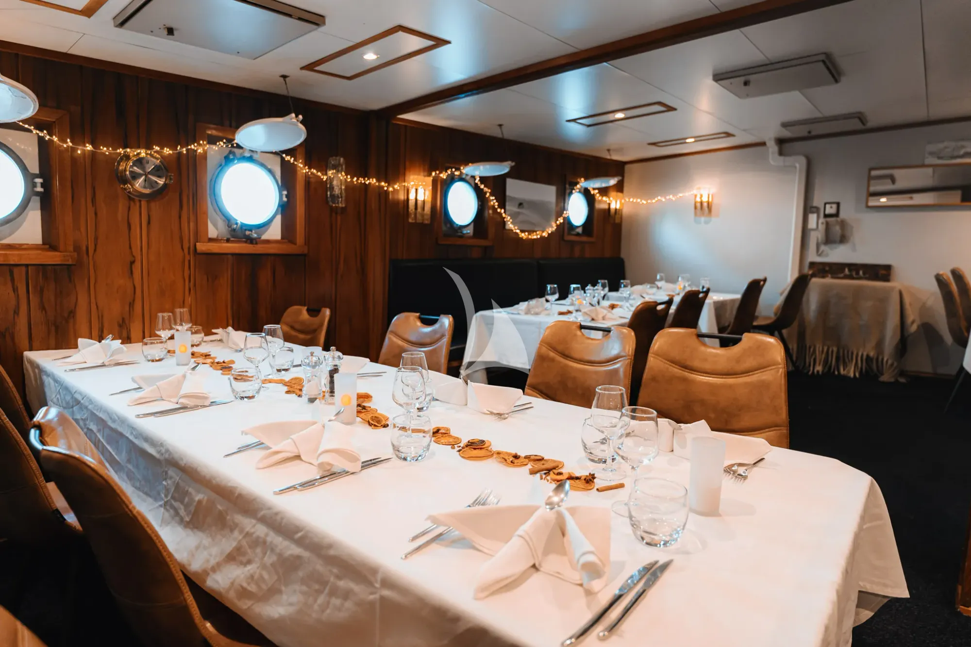 Charter Yacht POLARFRONT - Custom 55m - 8 Cabins - Svalbard - Norway