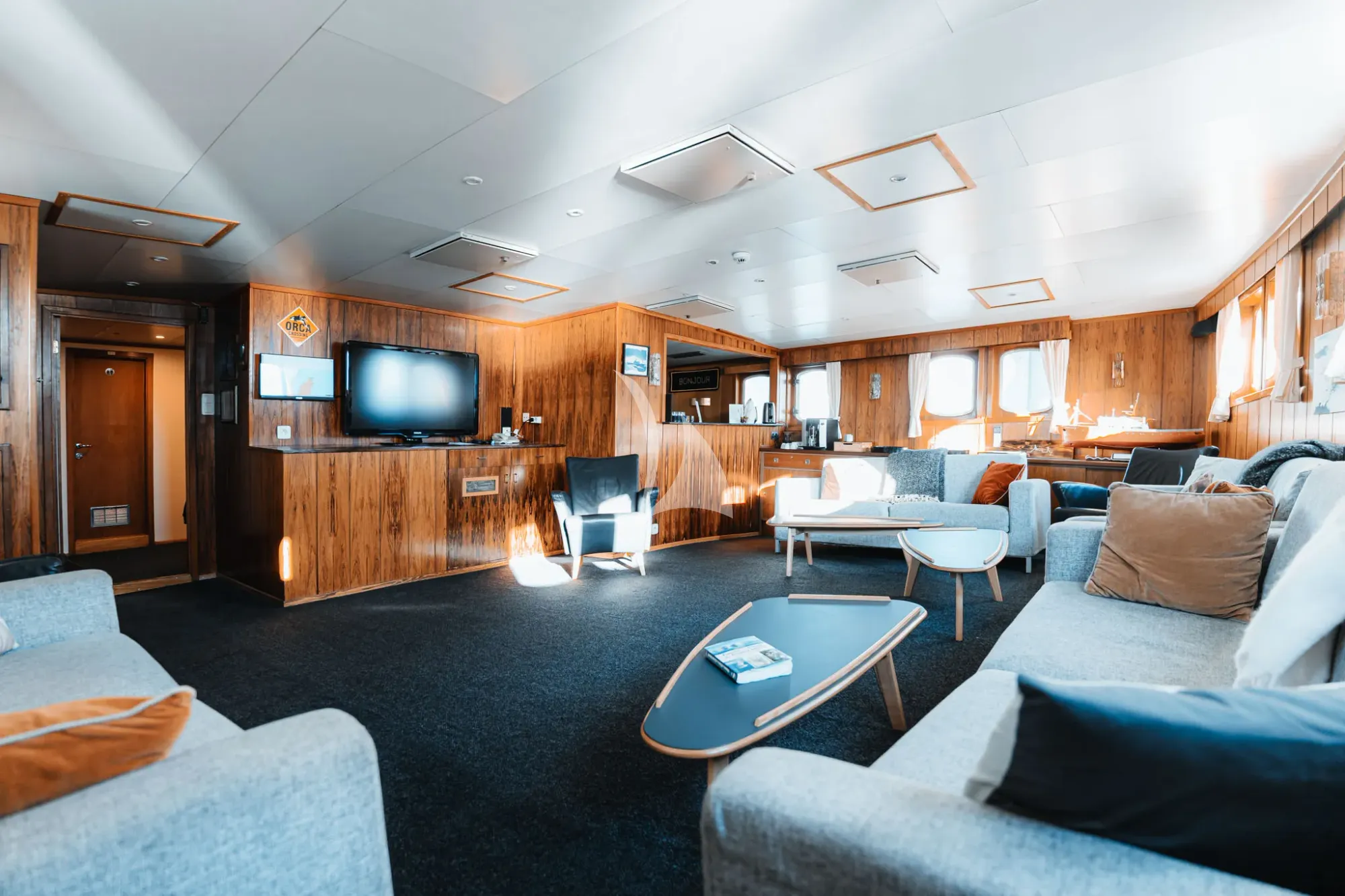 Charter Yacht POLARFRONT - Custom 55m - 8 Cabins - Svalbard - Norway