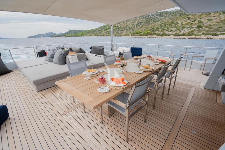 Charter Yacht PREFERENCE 19 - Tansu 36 m - 5 Cabins - Cannes - Monaco - St. Tropez - French Riviera