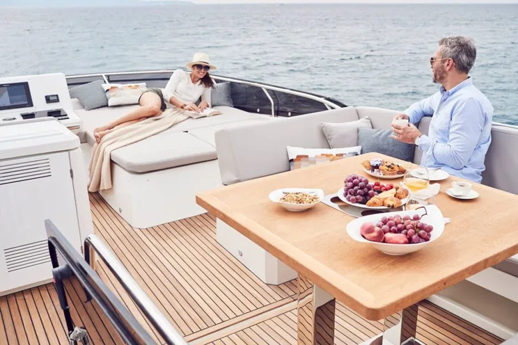 Charter Yacht Prestige 520 Fly - French Riviera Day Charter - St Laurent du Var - St Tropez - Nice - Antibes
