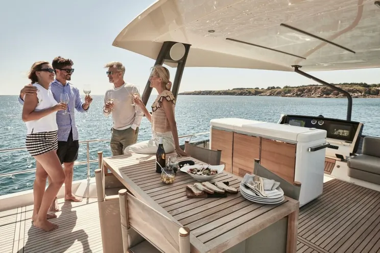 Charter Yacht Prestige X60 - French Riviera Day Charter Yacht - Juan Les Pins - Antibes - Cannes - St Tropez - Nice