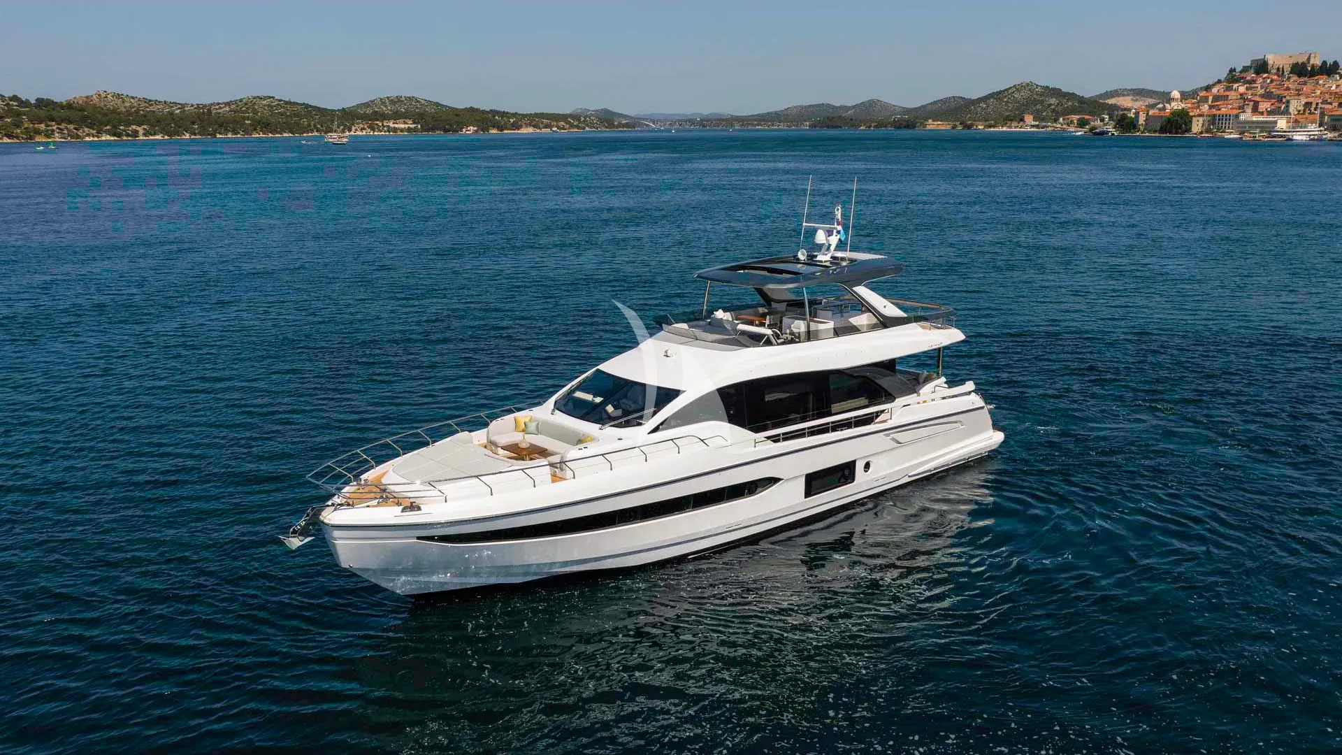 PREWI - Azimut Fly 78 - 4 Cabins - Sibenik - Split - Dubrovnik - Hvar - Croatia