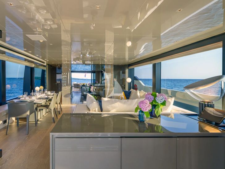 PRIMUS Sanlorenzo Saloon PRIMUS Sanlorenzo Saloon