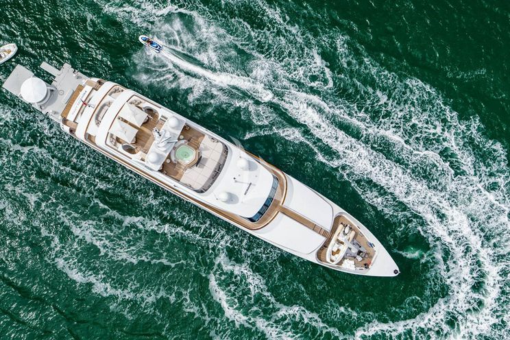 Charter Yacht ARTEMISEA - Intermarine Savannah 118 - 5 Cabins - Athens - Mykonos - Paros - Cyclades - Greece