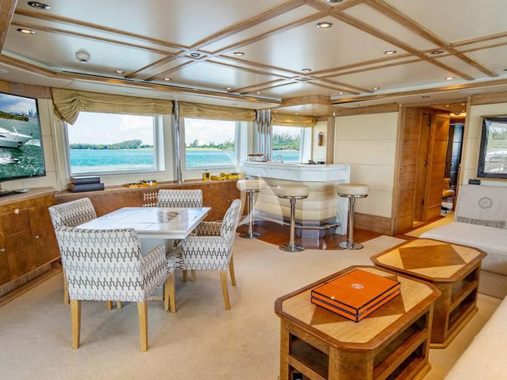 ARTEMISEA Intermarine Savannah 118 - sky lounge tea area and minibar ARTEMISEA Intermarine Savannah 118 - sky lounge tea area and minibar