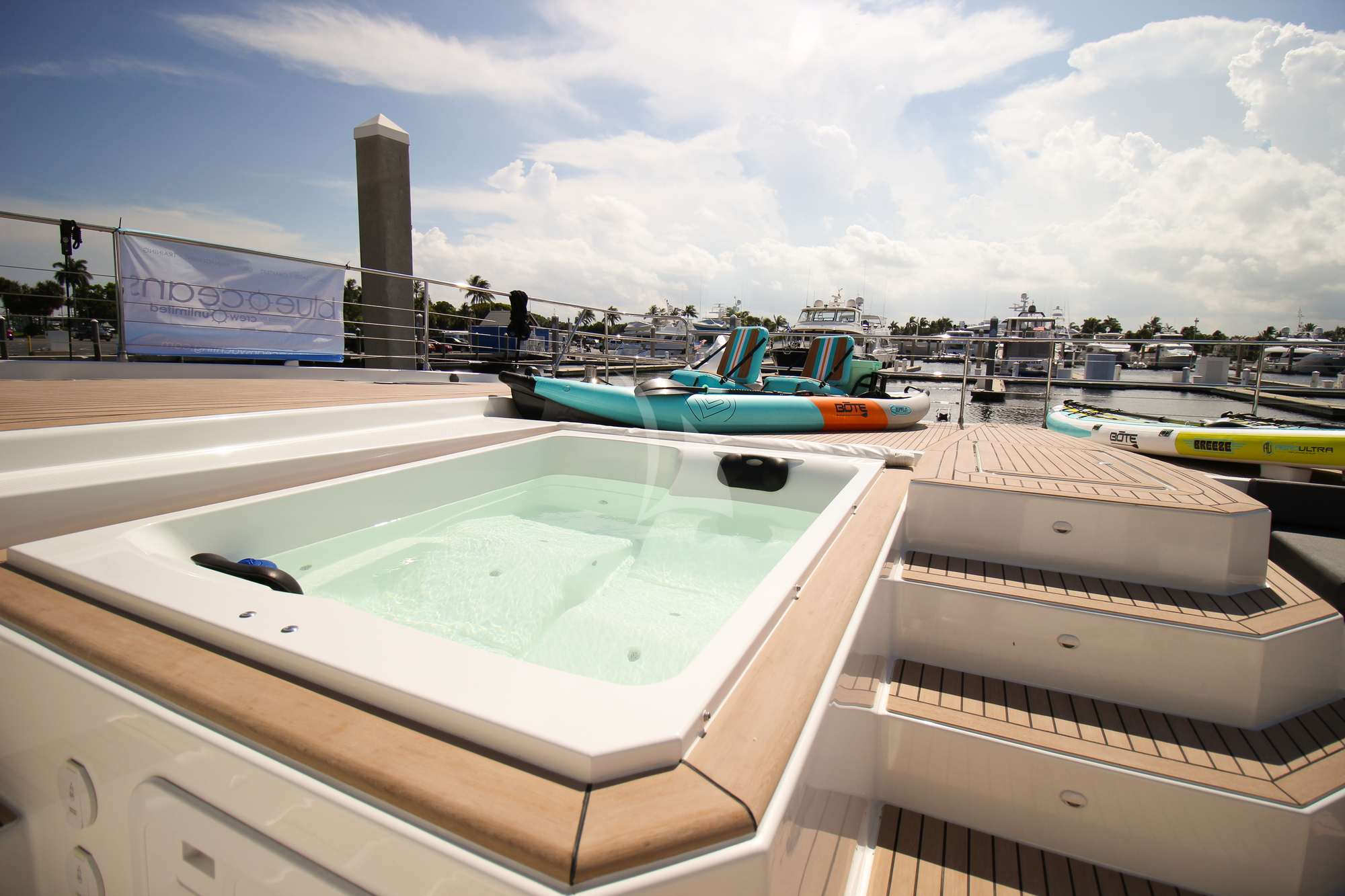 PRINCESS MILA Fountaine Pajot Alegria 67 - Jacuzzi