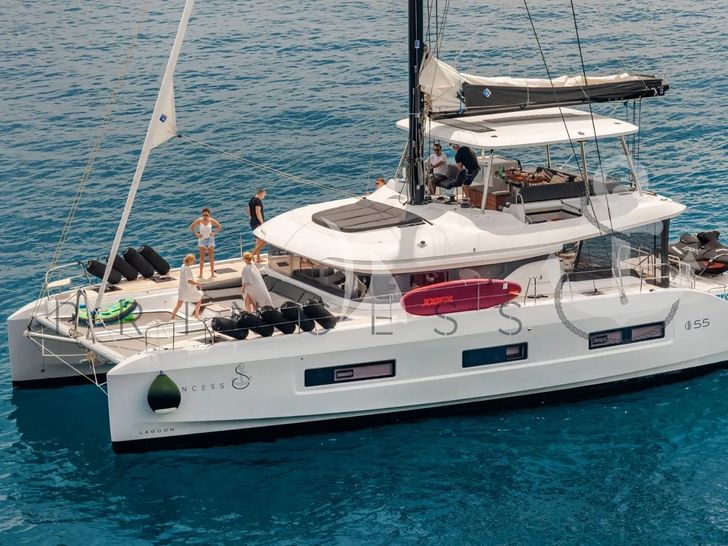 PRINCESS S Lagoon 55 - main profile PRINCESS S Lagoon 55 - main profile