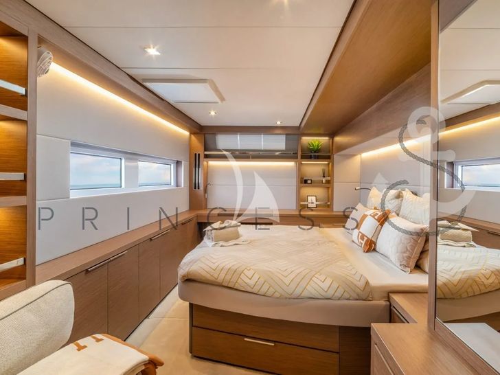 PRINCESS S Lagoon 55 - master cabin PRINCESS S Lagoon 55 - master cabin