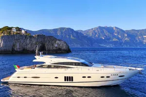 PRINCESS 81 - Amalfi Coast Day Charter Yacht - 3 Cabins - Naples - Capri - Positano - Italy PRINCESS 81 - Amalfi Coast Day Charter Yacht - 3 Cabins - Naples - Capri - Positano - Italy