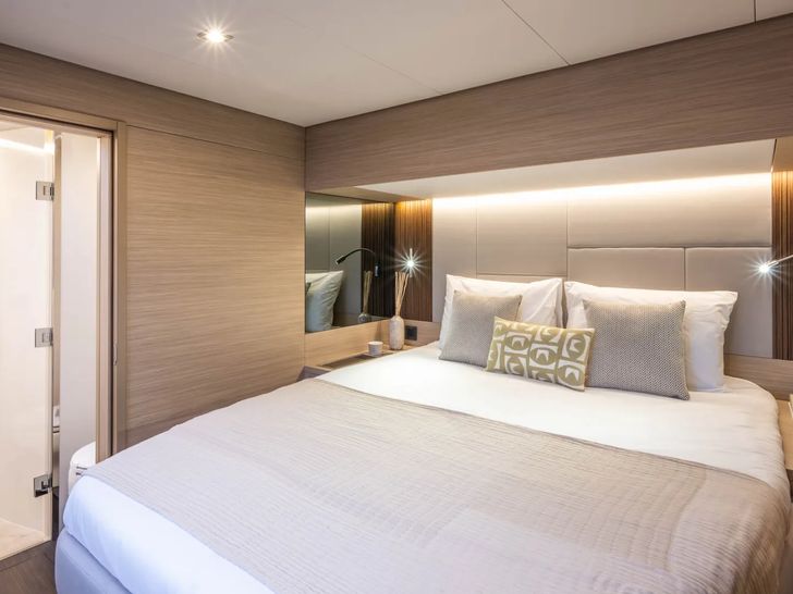 PRINCESS KARLA Lagoon 60 - VIP cabin 1 PRINCESS KARLA Lagoon 60 - VIP cabin 1