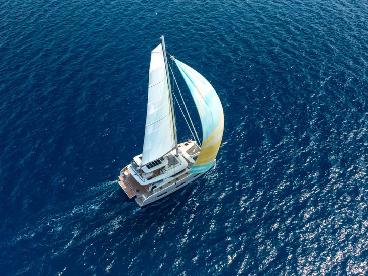 PRINCESS KARLA Lagoon 60 - sailing across the waterline PRINCESS KARLA Lagoon 60 - sailing across the waterline