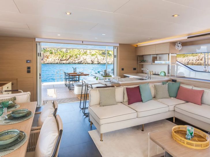 PRINCESS KARLA Lagoon 60 - saloon and aft deck access PRINCESS KARLA Lagoon 60 - saloon and aft deck access