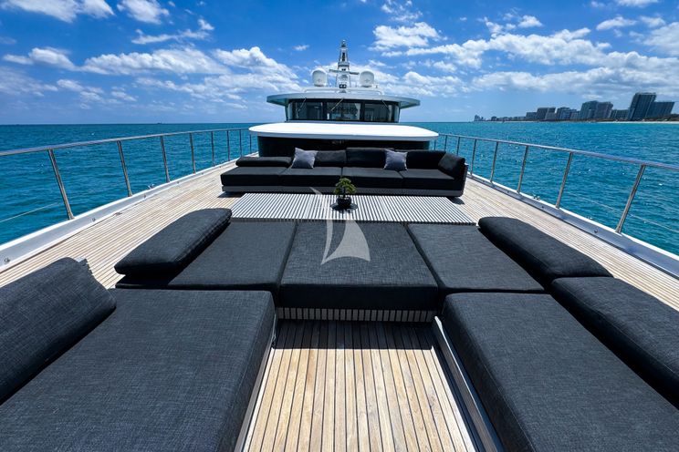 Charter Yacht PRIVILEGE - WHS Custom 34m - 4 Cabins - Nassau - Exumas - Bahamas