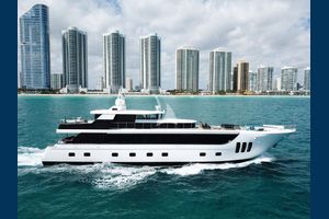 PRIVILEGE - WHS Custom 34m - 4 Cabins - Nassau - Exumas - Bahamas