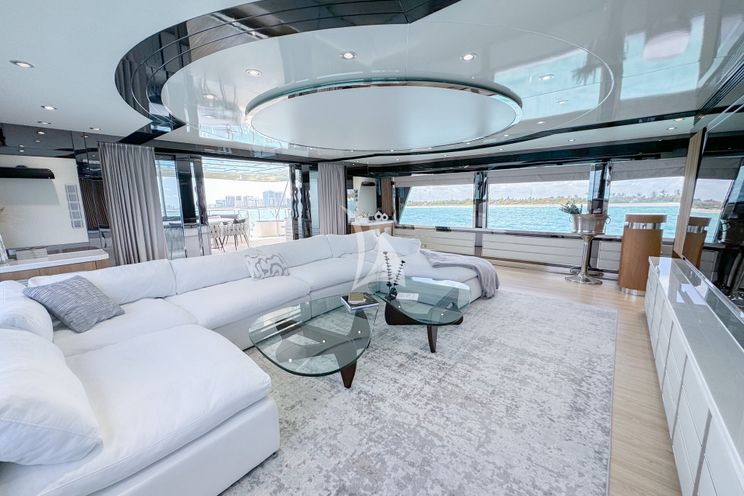 Charter Yacht PRIVILEGE - WHS Custom 34m - 4 Cabins - Nassau - Exumas - Bahamas