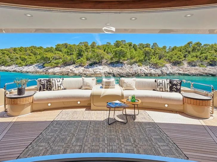 PROMETHEUS I Heesen 45m aft deck seating area PROMETHEUS I Heesen 45m aft deck seating area
