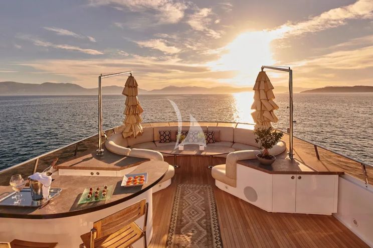 Charter Yacht PROMETHEUS I - Heesen 45m - 5 Cabins - Athens - Mykonos - Paros - Cyclades - Greece