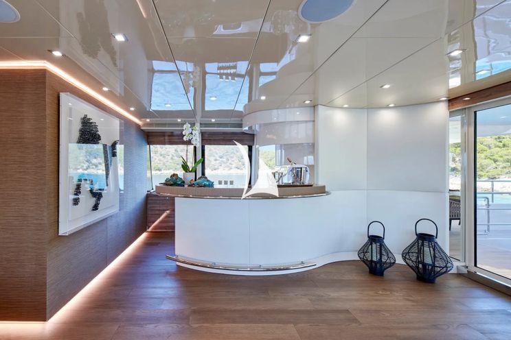 Charter Yacht PROMETHEUS I - Heesen 45m - 5 Cabins - Athens - Mykonos - Paros - Cyclades - Greece