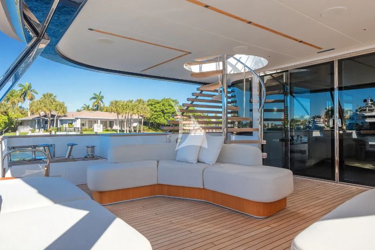 Charter Yacht PROPOSITION - Azimut Magellano 30m - 5 Cabins - Rhode Island - Nantucket - Martha`s Vineyard - New England - USA