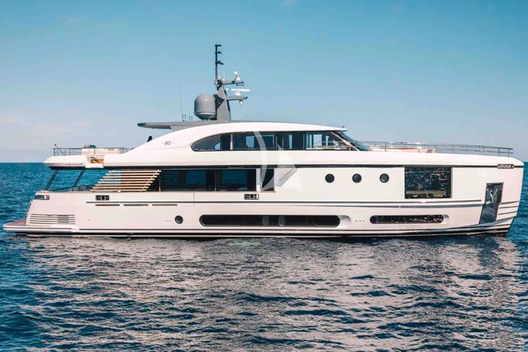 Charter Yacht PROPOSITION - Azimut Magellano 30m - 5 Cabins - Rhode Island - Nantucket - Martha`s Vineyard - New England - USA