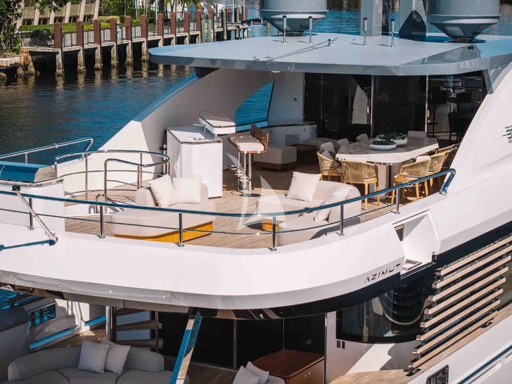 PROPOSITION Azimut Magellano 30m - sun deck aft PROPOSITION Azimut Magellano 30m - sun deck aft